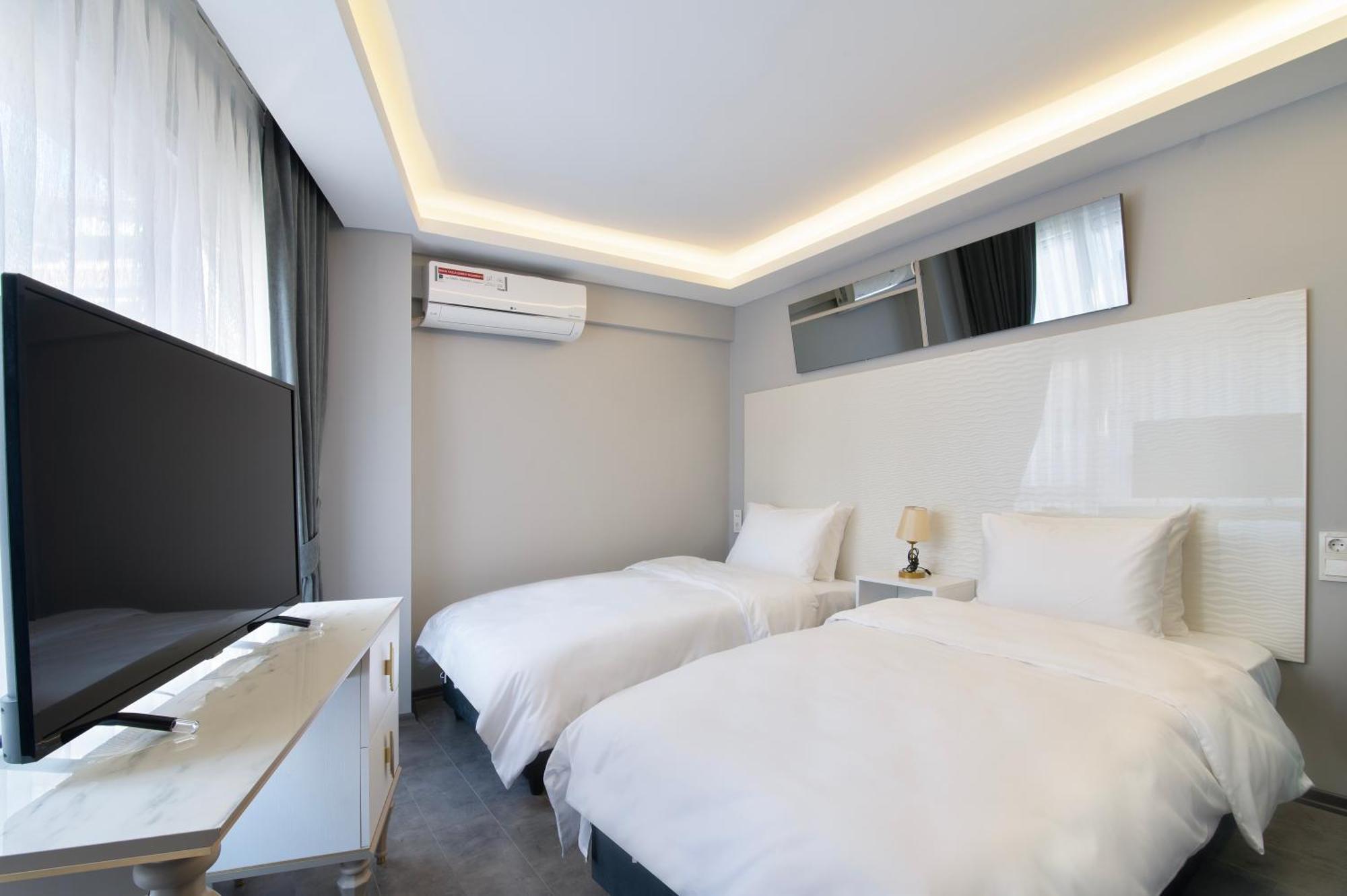 Via Ciragan Hotel Istanbul Exterior photo